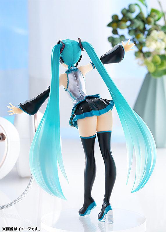GSC POP UP PARADE FIGURE HATSUNE MIKU: TRANSLUCENT COLOR VER.