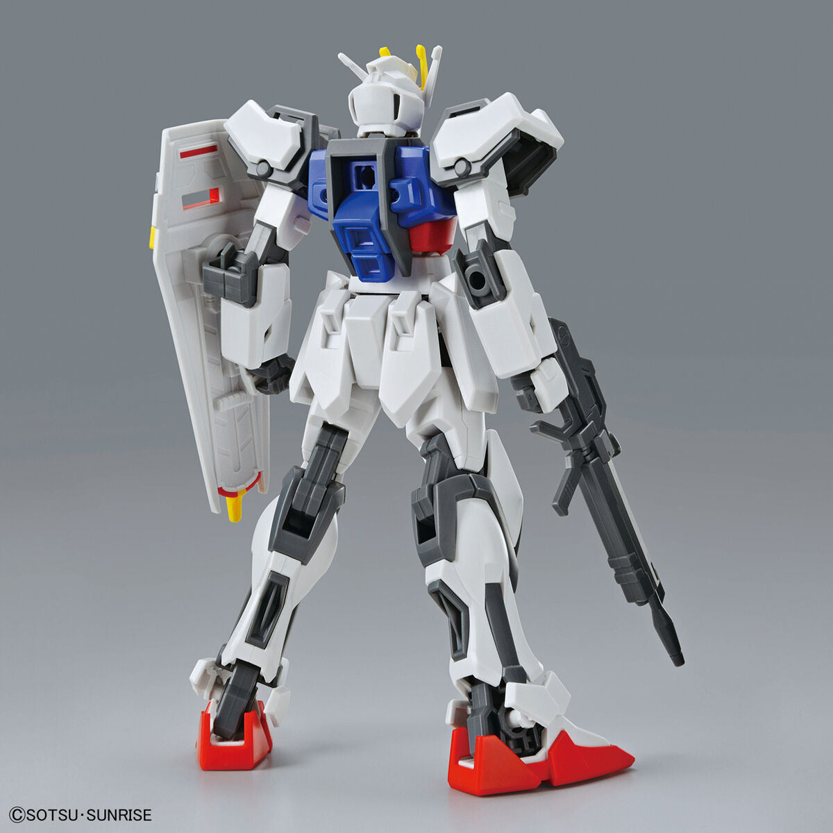 BANDAI ENTRY GRADE 1/144 STRIKE GUNDAM