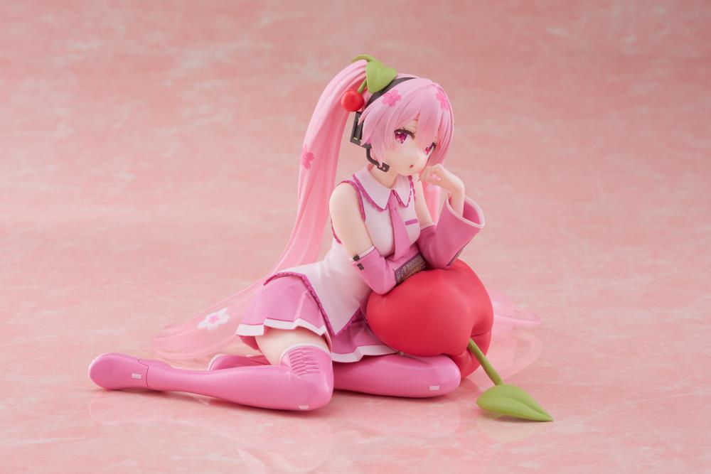 TAITO DESKTOP CUTE FIGURE SAKURA MIKU (CHERRY CUSHION VER.) - VOCALOID