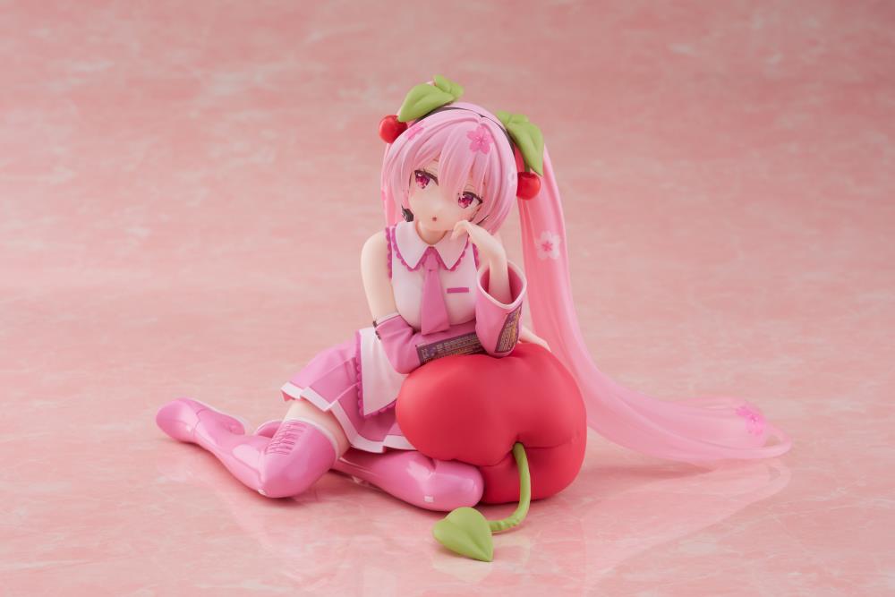 TAITO DESKTOP CUTE FIGURE SAKURA MIKU (CHERRY CUSHION VER.) - VOCALOID