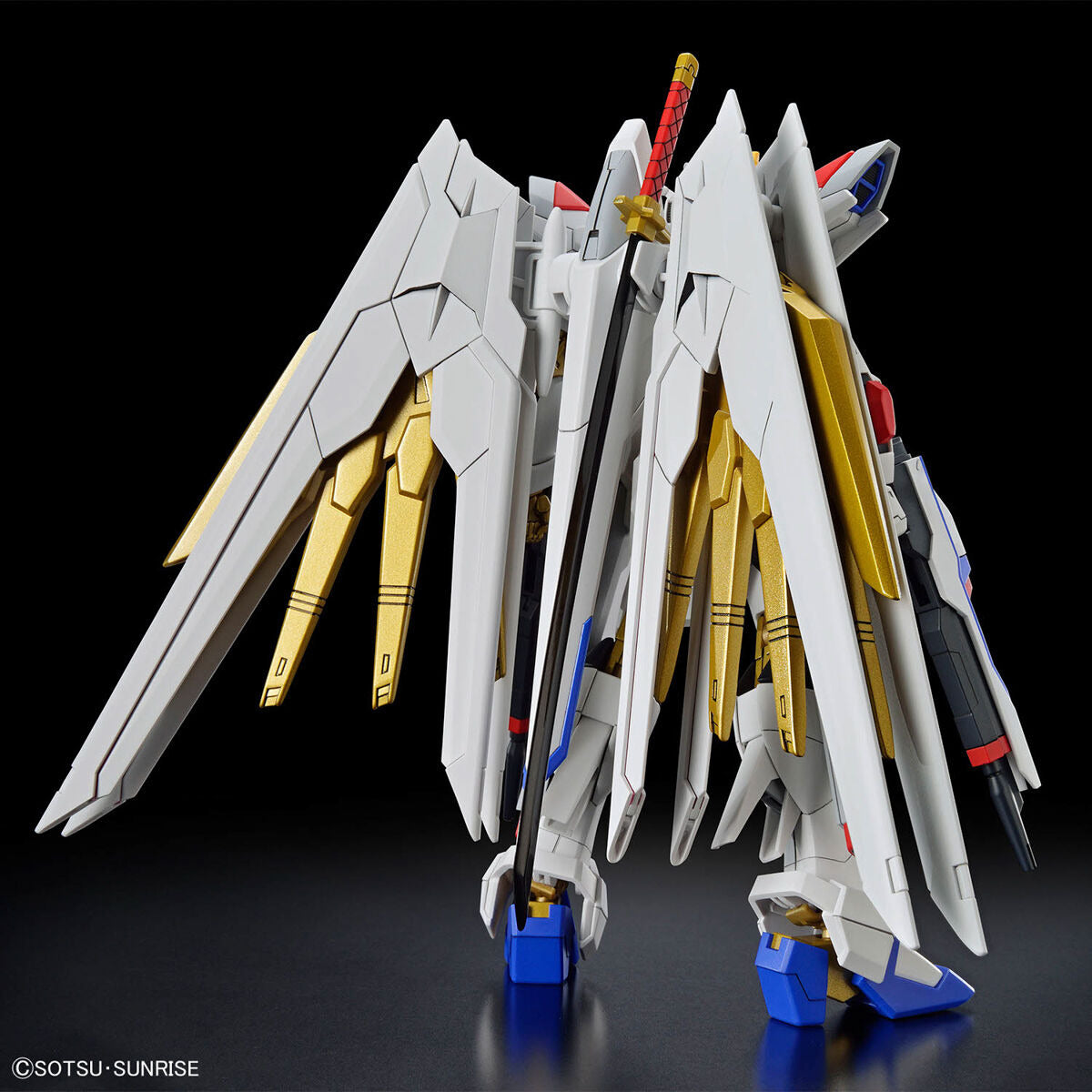 BANDAI HG 1/144 MIGHTY STRIKE FREEDOM GUNDAM
