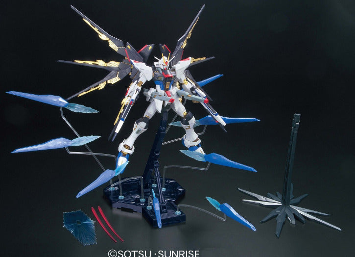 BANDAI MG 1/100 STRIKE FREEDOM GUNDAM FULL BURST MODE
