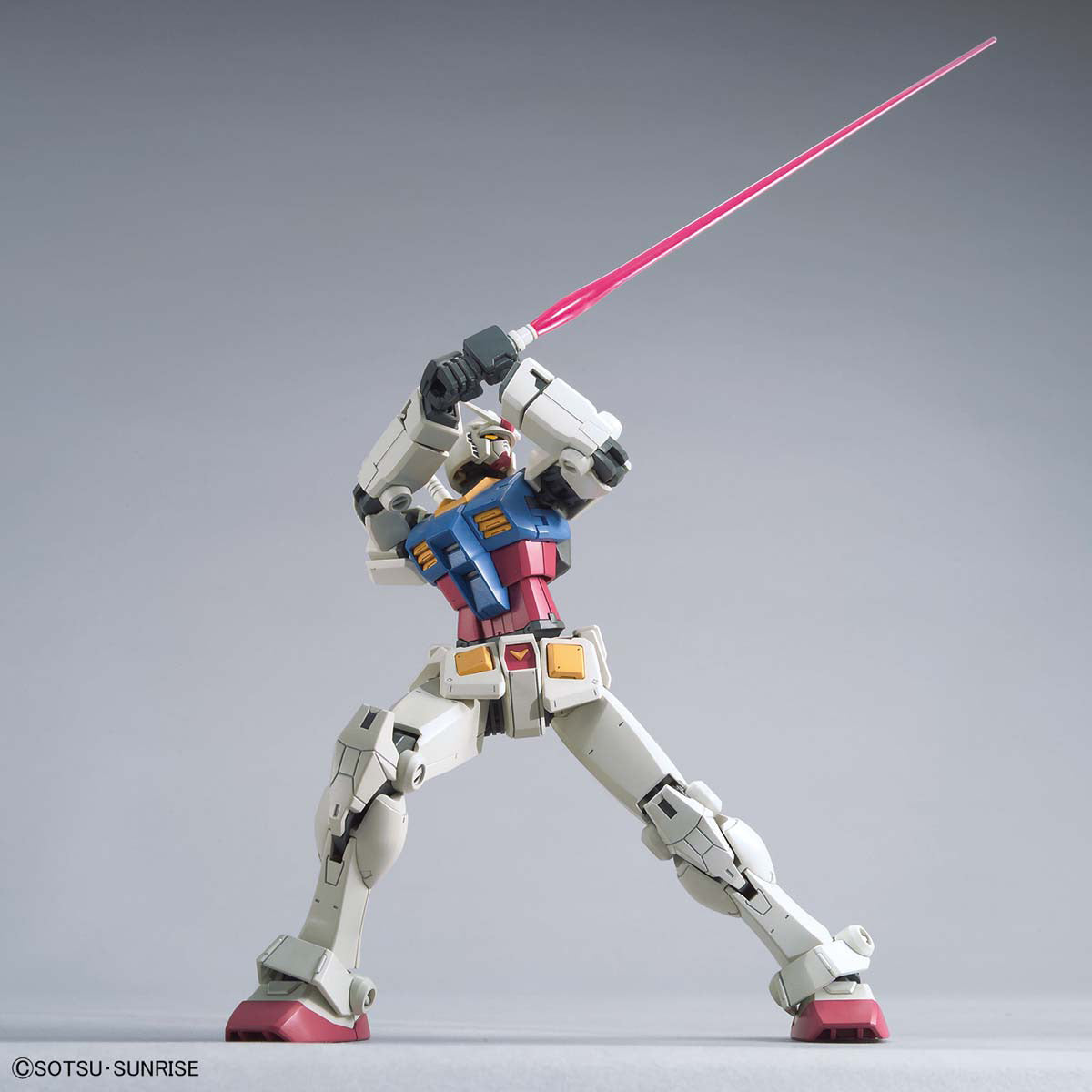 BANDAI HG 1/144 RX-78-2 GUNDAM [BEYOND GLOBAL]
